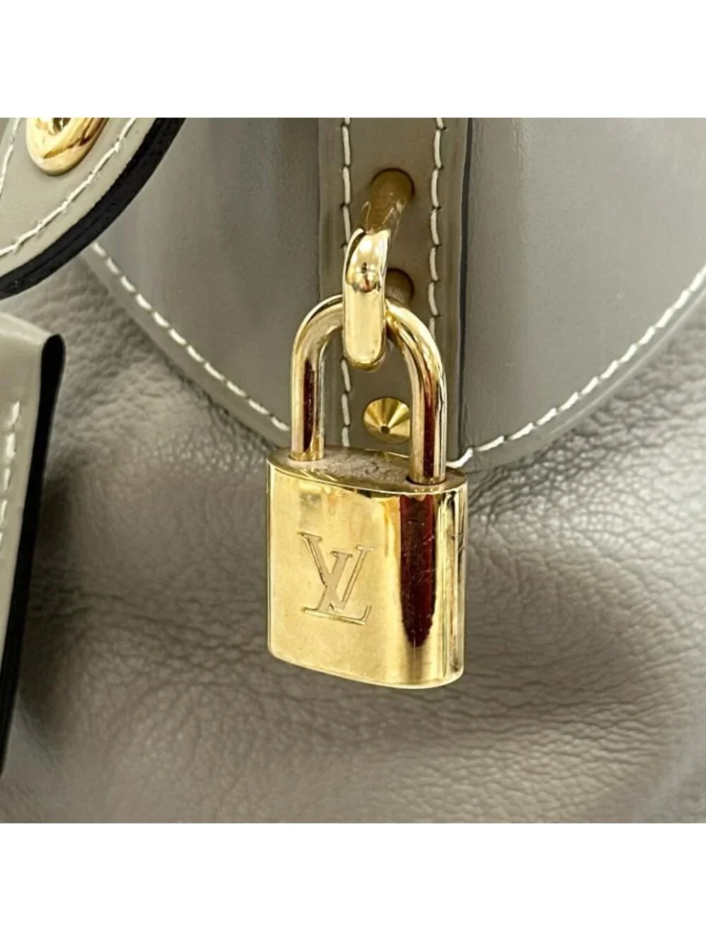 Louis Vuitton Lockit PM Handbag Leather Gray Suhali